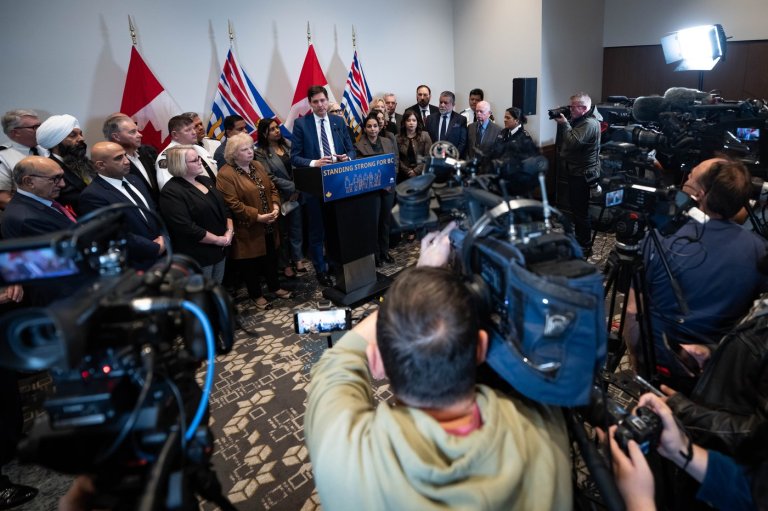 B.C. RCMP say three foreign nationals charged with extortion, one suspect at large | iNFOnews.ca