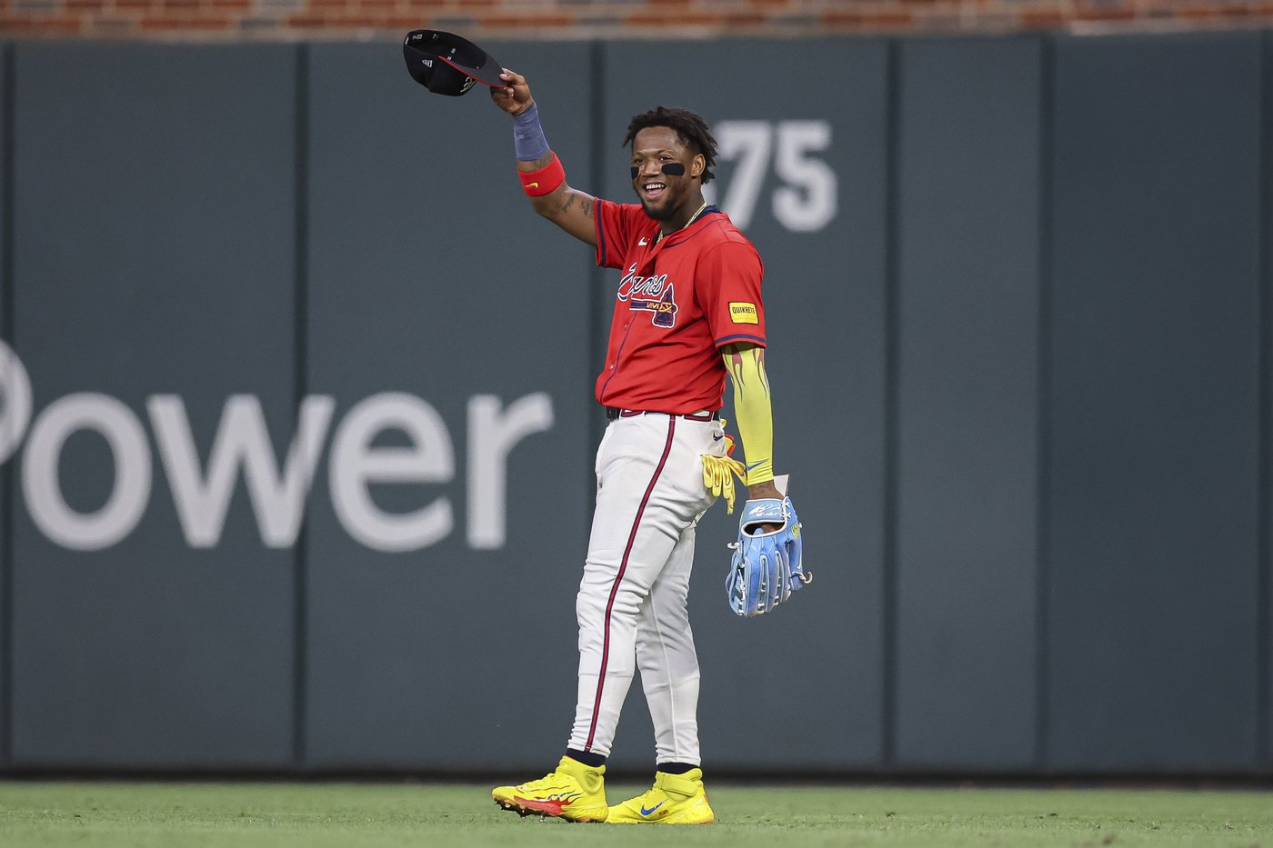 Machado homers in 9th as Padres overcome Acuña's dramatic return, beat Braves 2-1 to end 6-game skid | iNFOnews.ca Machado homers in 9th as Padres overcome Acuña's dramatic return, beat Braves 2-1 to end 6-game skid | iNFOnews.ca