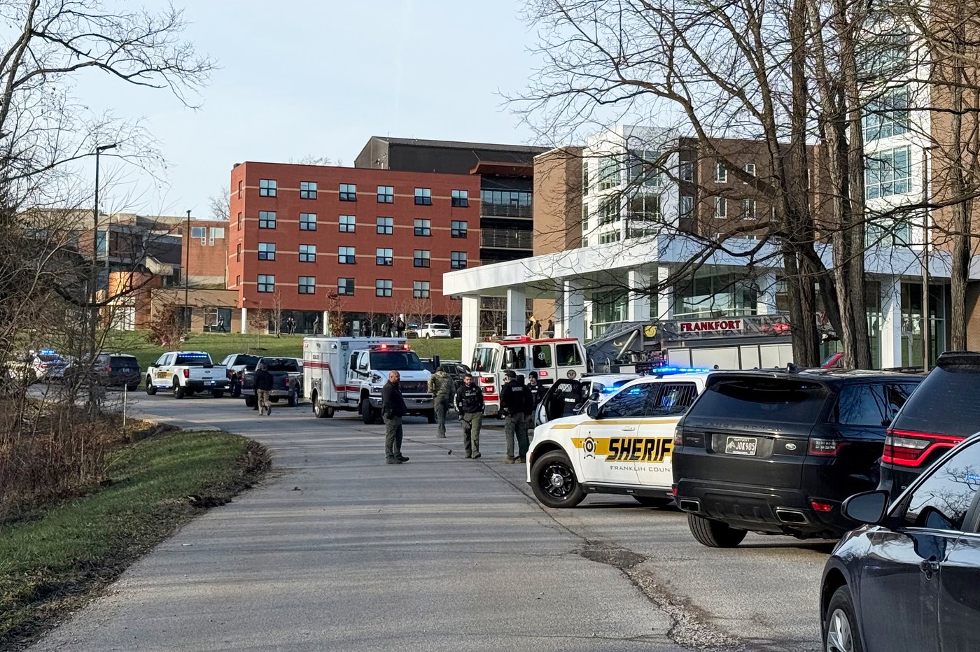 Shooting at Kentucky State University leaves 1 dead, 1 hurt and a suspect in custody, officials say | iNFOnews.ca