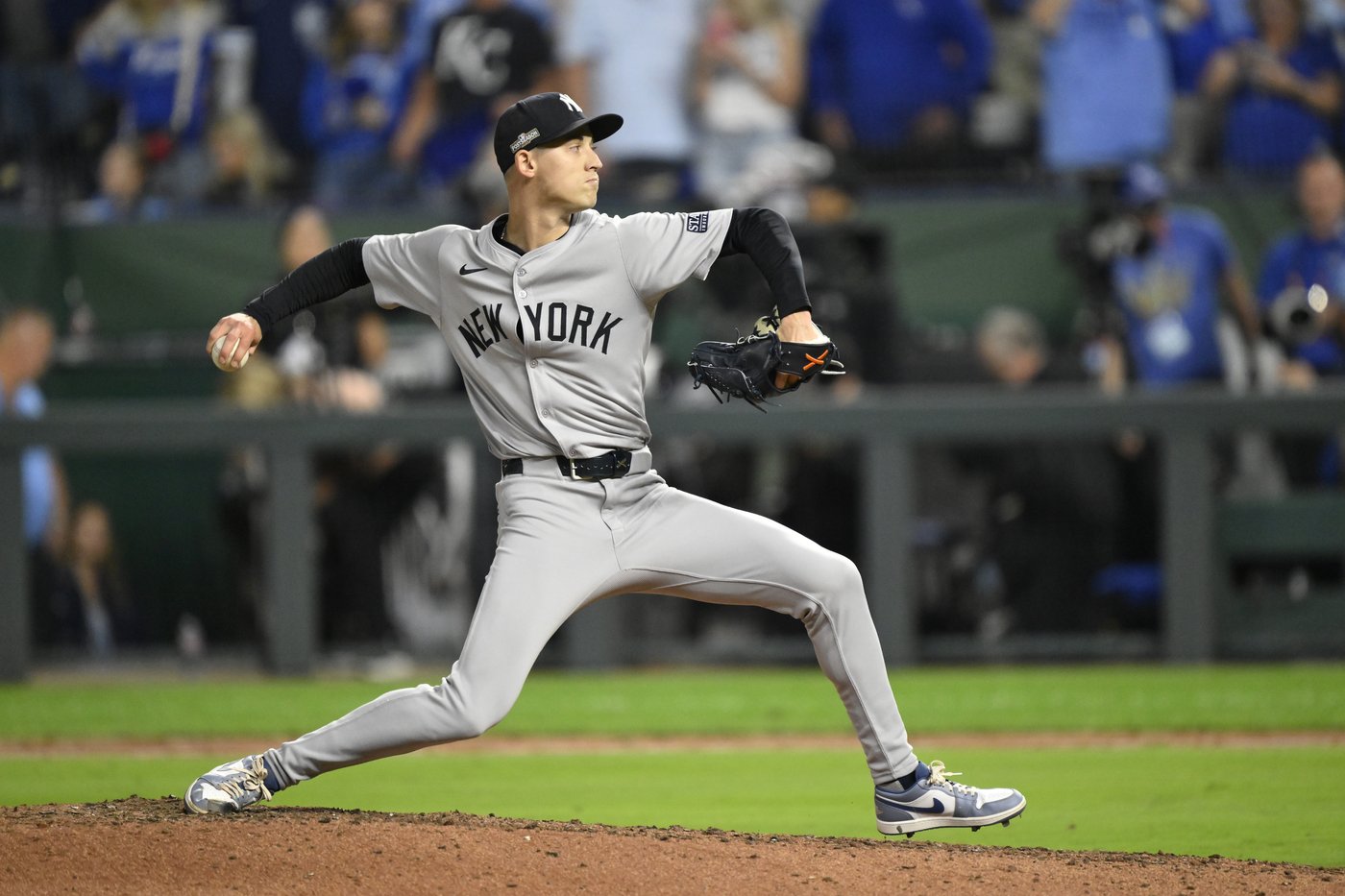 Luke Weaver let out `ferocious jungle cat' in new role as Yankees closer | iNFOnews.ca