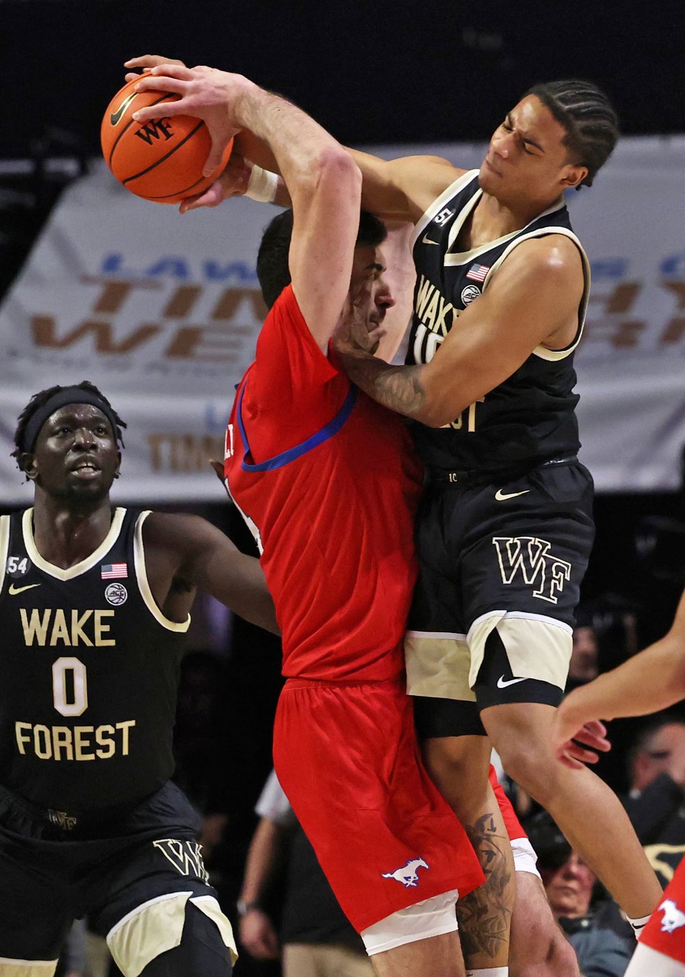 B.J. Edwards scores 24 points, leads SMU over Wake Forest 91-79 | iNFOnews.ca