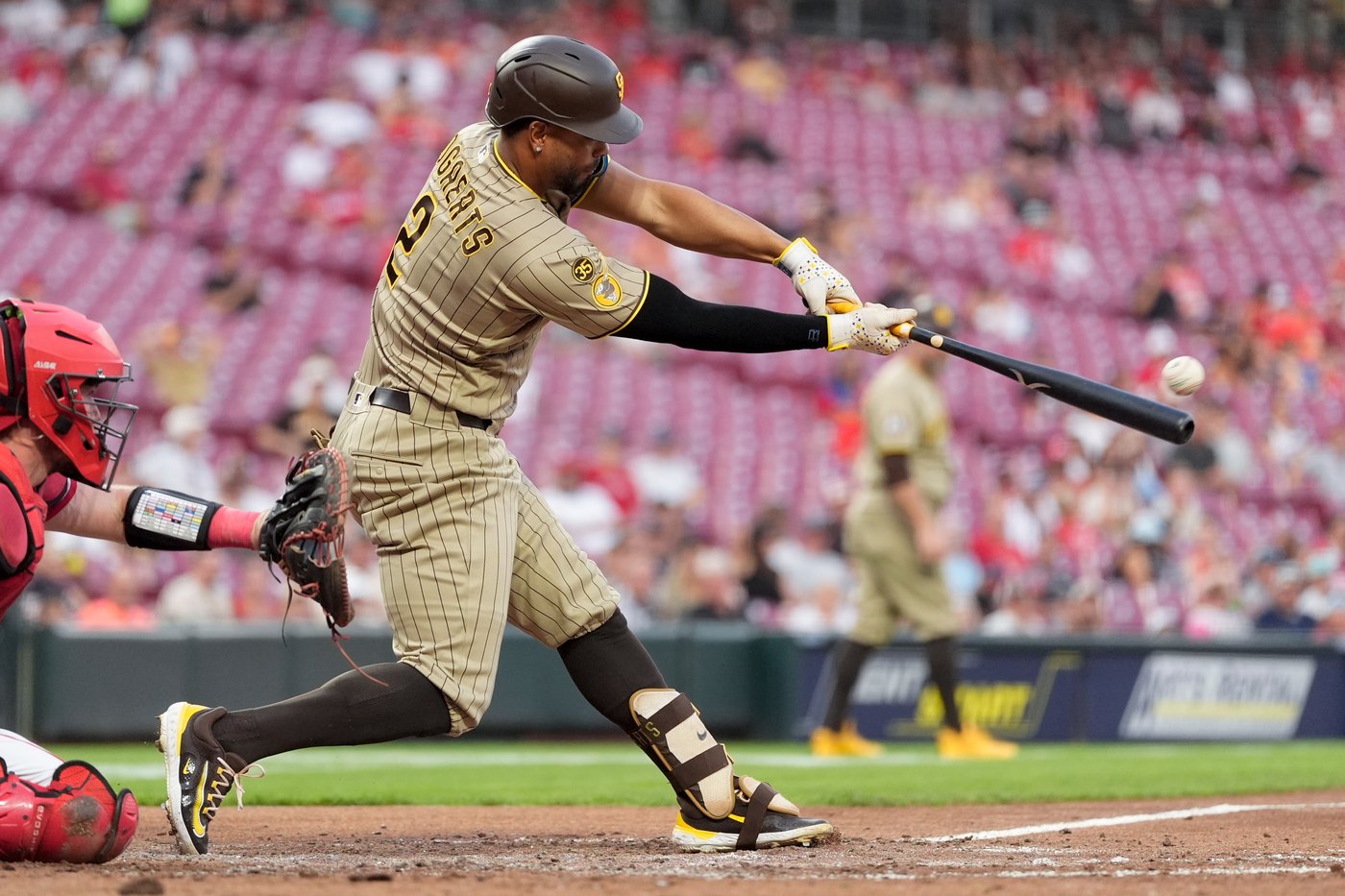 Machado has 4-hit game, King fans 6 in 6 innings as the Padres beat the Reds 5-0 | iNFOnews.ca Machado has 4-hit game, King fans 6 in 6 innings as the Padres beat the Reds 5-0 | iNFOnews.ca