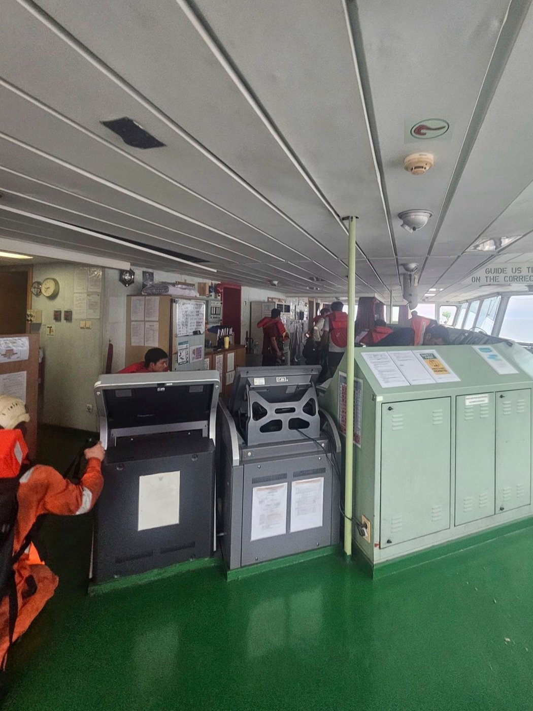 Seafarers attacked in the Strait of Hormuz sue shipping company in Thailand | iNFOnews.ca
