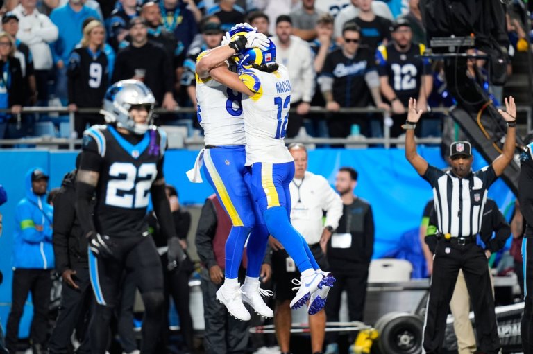 Stafford's late TD pass to Parkinson lifts the Rams past the Panthers 34-31 in the wild-card round | iNFOnews.ca