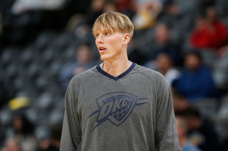 Former Duke player Kyle Singler charged with assaulting girlfriend in Oklahoma | iNFOnews.ca