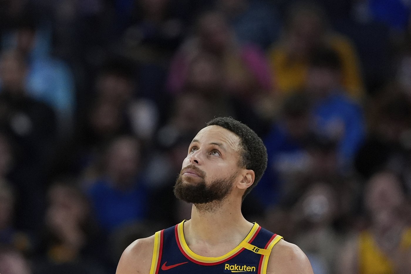 Stephen Curry, Warriors struggle again in 2nd straight embarrassing home loss | iNFOnews.ca Stephen Curry, Warriors struggle again in 2nd straight embarrassing home loss | iNFOnews.ca