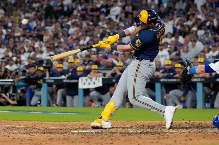Brewers stun Dodgers with back-to-back homers in 7th inning and take 3-0 lead in NLCS with 6-2 win | iNFOnews.ca