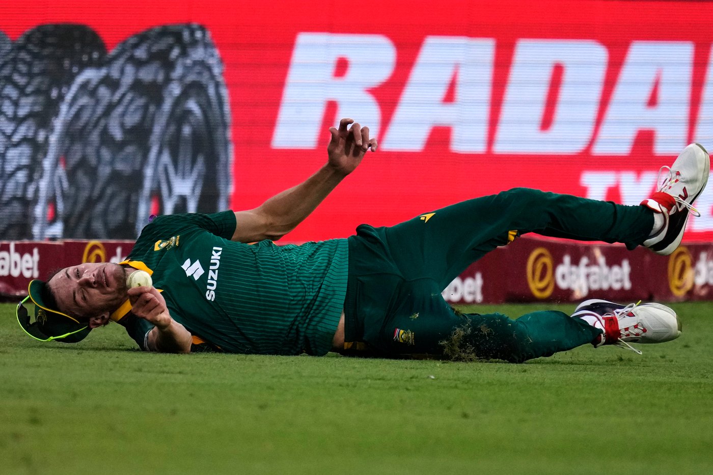 Matthew Breetzke's second ODI century spurs South Africa to 67-run win over Australia | iNFOnews.ca Matthew Breetzke's second ODI century spurs South Africa to 67-run win over Australia | iNFOnews.ca