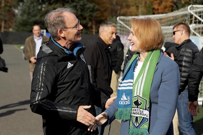 Sounders coach plans a pre-game glass of wine amidst some last-minute film work | iNFOnews.ca CP203487036