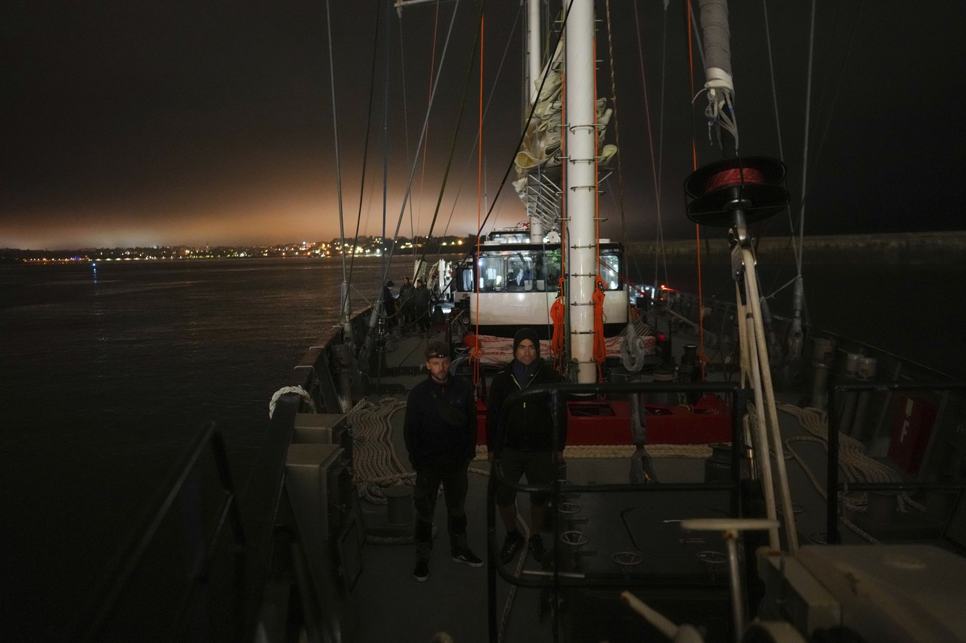 Climate solution: Sails make a comeback in shipping, to dent its huge carbon footprint | iNFOnews.ca