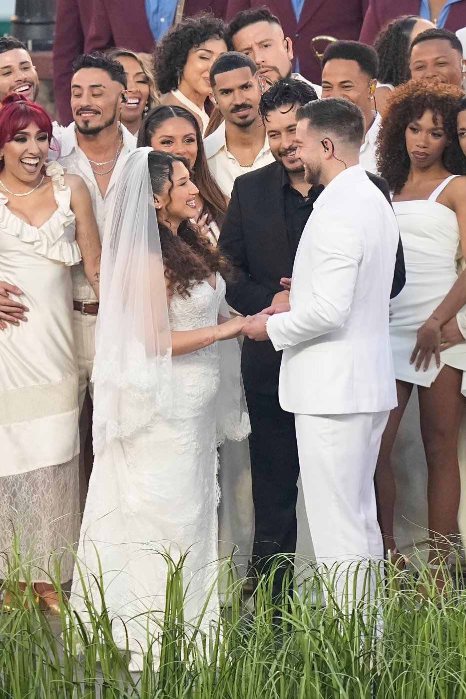 Yes, there was a real wedding during Bad Bunny's Super Bowl halftime show | iNFOnews.ca
