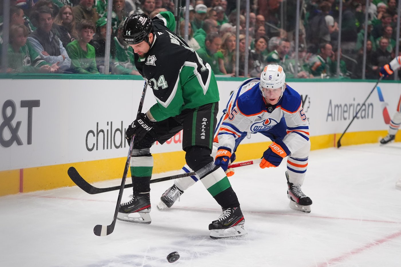 Robertson, Benn have two goals each in surging Stars' 7-2 win over Oilers | iNFOnews.ca Robertson, Benn have two goals each in surging Stars' 7-2 win over Oilers | iNFOnews.ca