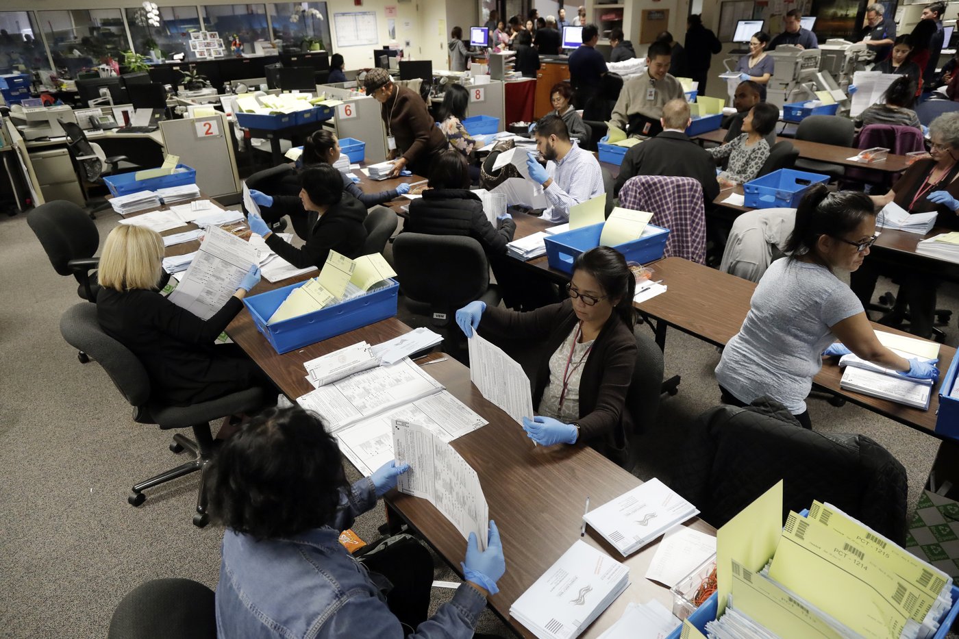 Florida has nearly all ballots counted on Election Day, while California can take weeks. This is why | iNFOnews.ca