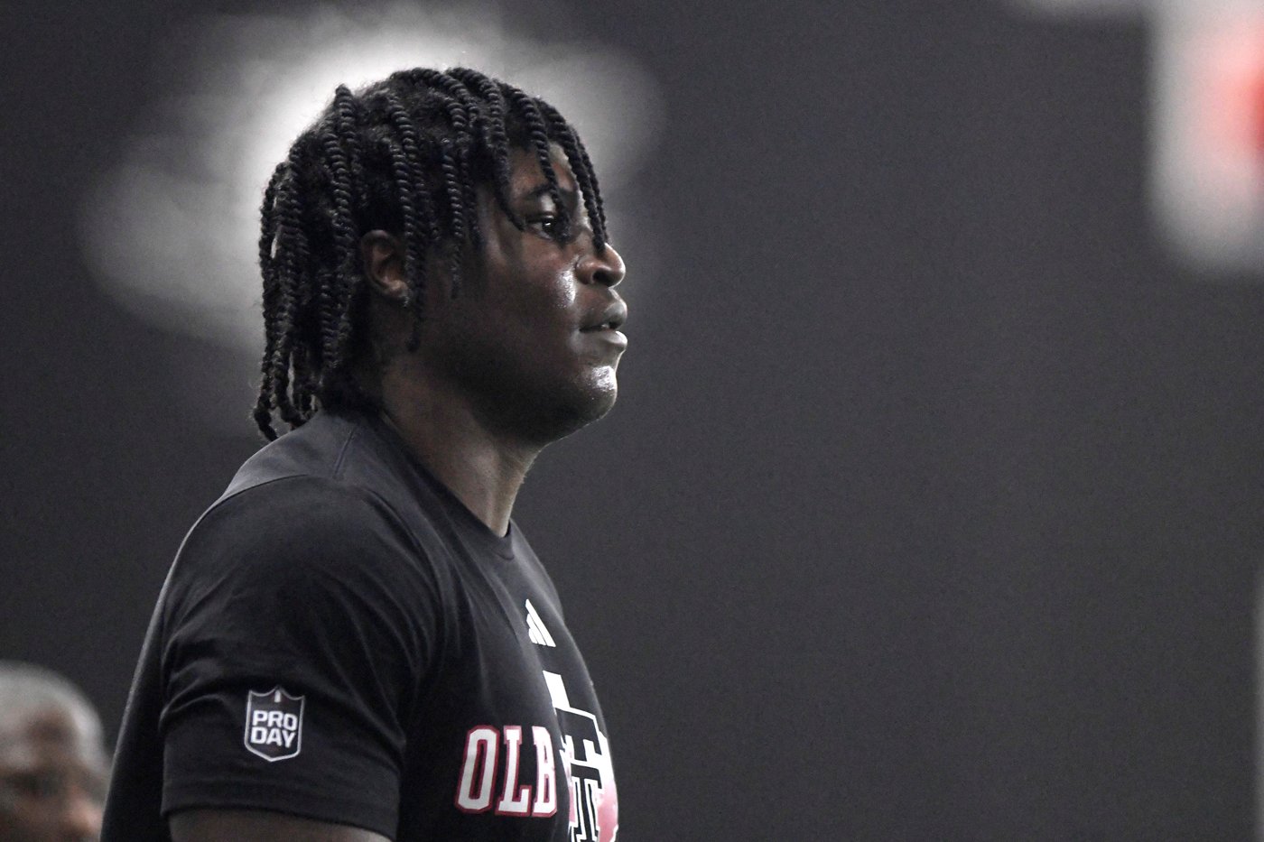 AP Mock Draft 3.0: Real intrigue in NFL draft starts at No. 2 after Raiders take QB Fernando Mendoza | iNFOnews.ca