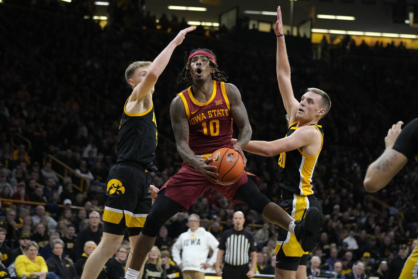 Jones, Jefferson help No. 3 Iowa State rally past Iowa, 89-80 | iNFOnews.ca