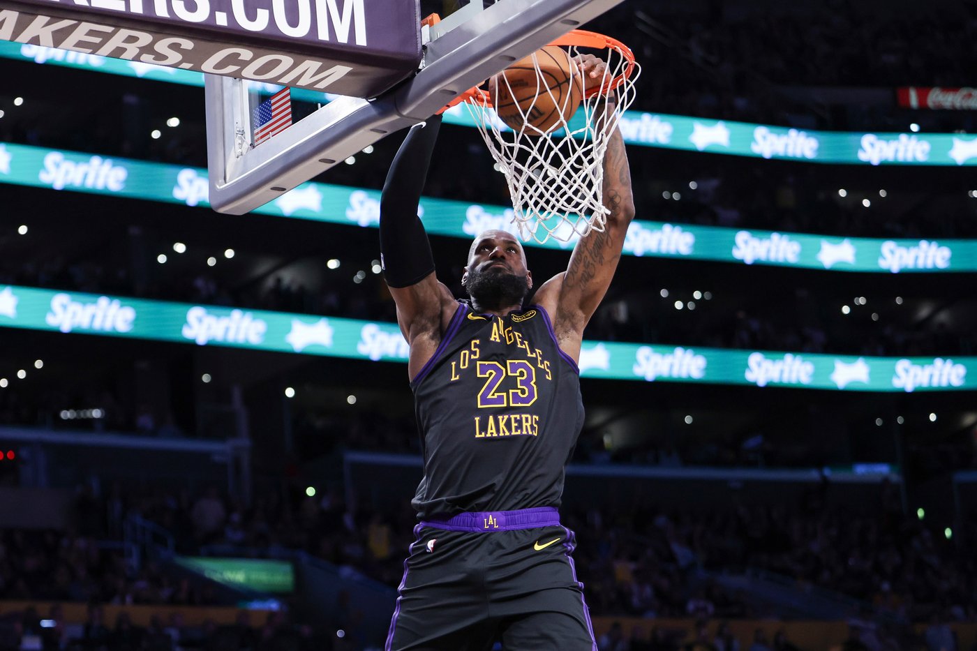 What we know: LeBron James considering a slew of options in free agency | iNFOnews.ca What we know: LeBron James considering a slew of options in free agency | iNFOnews.ca