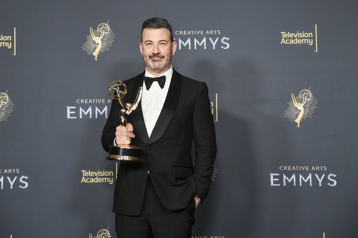 'SNL' wins big for season 50 at the Creative Arts Emmys. Obama, Kimmel and Lamar also take trophies | iNFOnews.ca