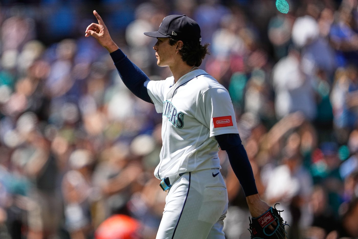 Bryan Woo throws 7 scoreless innings as the Mariners beat the Orioles 3-0 | iNFOnews.ca