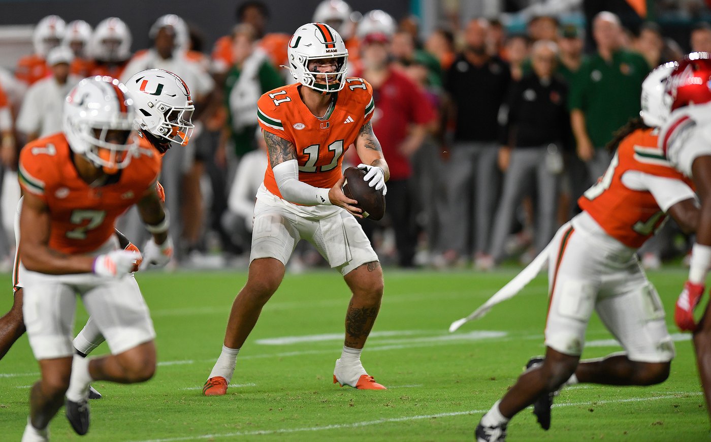 Miami's perfect season hopes are dashed as Beck throws 4 interceptions in loss to Louisville | iNFOnews.ca Miami's perfect season hopes are dashed as Beck throws 4 interceptions in loss to Louisville | iNFOnews.ca