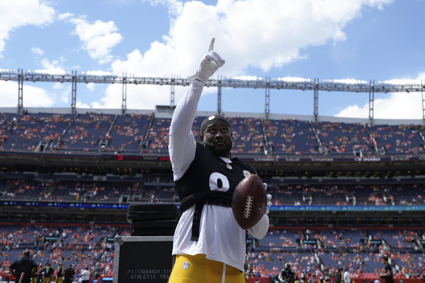 Steelers vet Cordarrelle Patterson hasn't let pride get in the way during a record-setting career | iNFOnews.ca