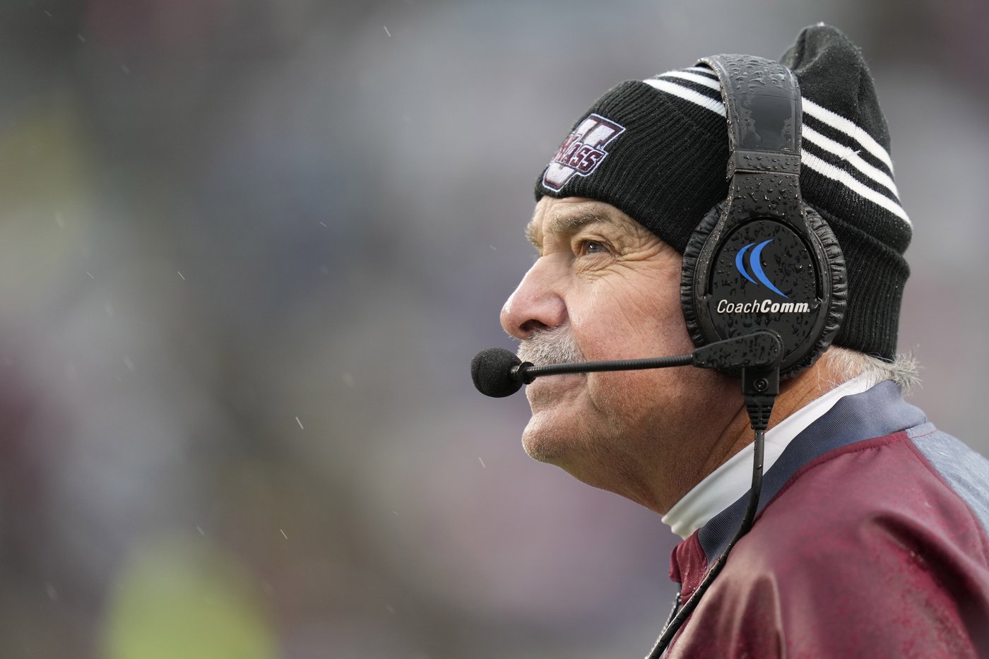 UMass fires football coach Don Brown after he goes 6-28 in 3 seasons | iNFOnews.ca UMass fires football coach Don Brown after he goes 6-28 in 3 seasons | iNFOnews.ca
