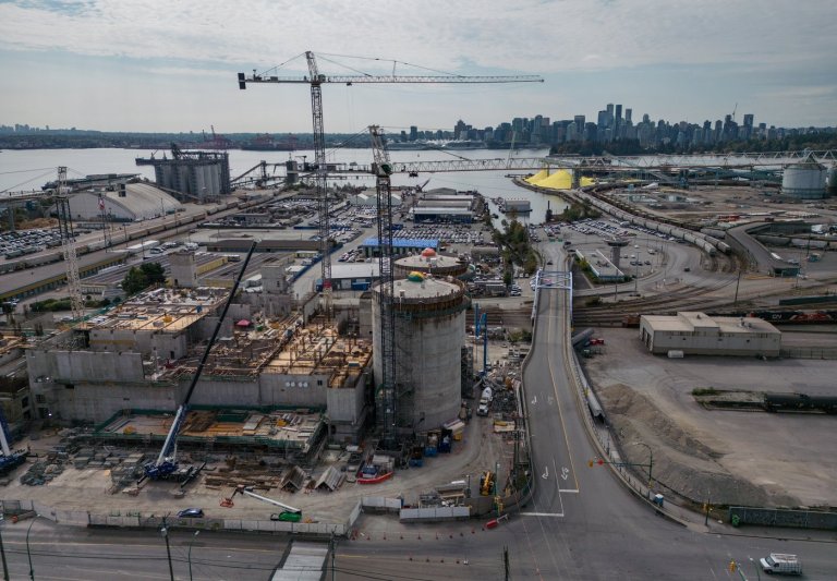 July GDP was flat despite construction, utilities gains: StatCan | iNFOnews.ca