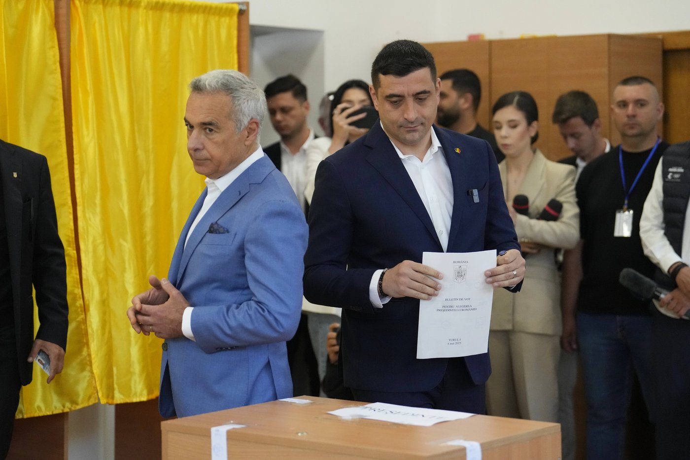 PHOTO COLLECTION: Romania Election | iNFOnews.ca