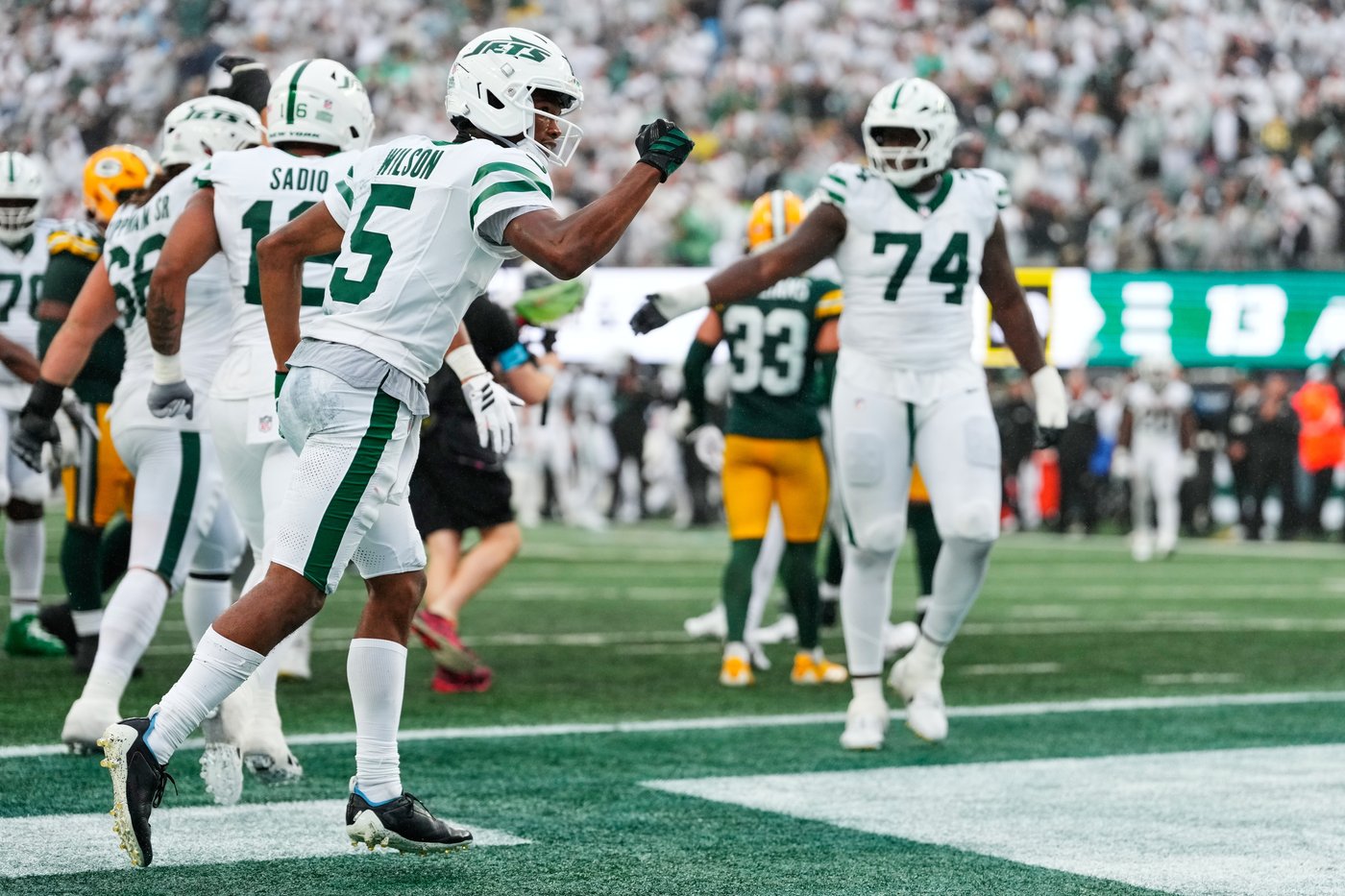 Frank Reich says analytics backed Jets' failed fourth-and-1 shotgun run vs. Packers | iNFOnews.ca