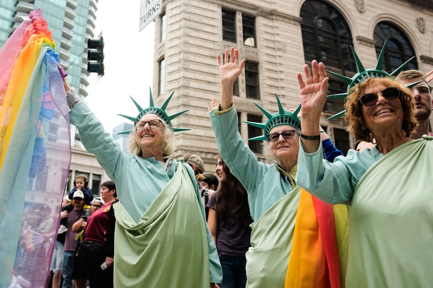 Photos show Pride around the world: Monthlong celebration ends with iconic US parades | iNFOnews.ca