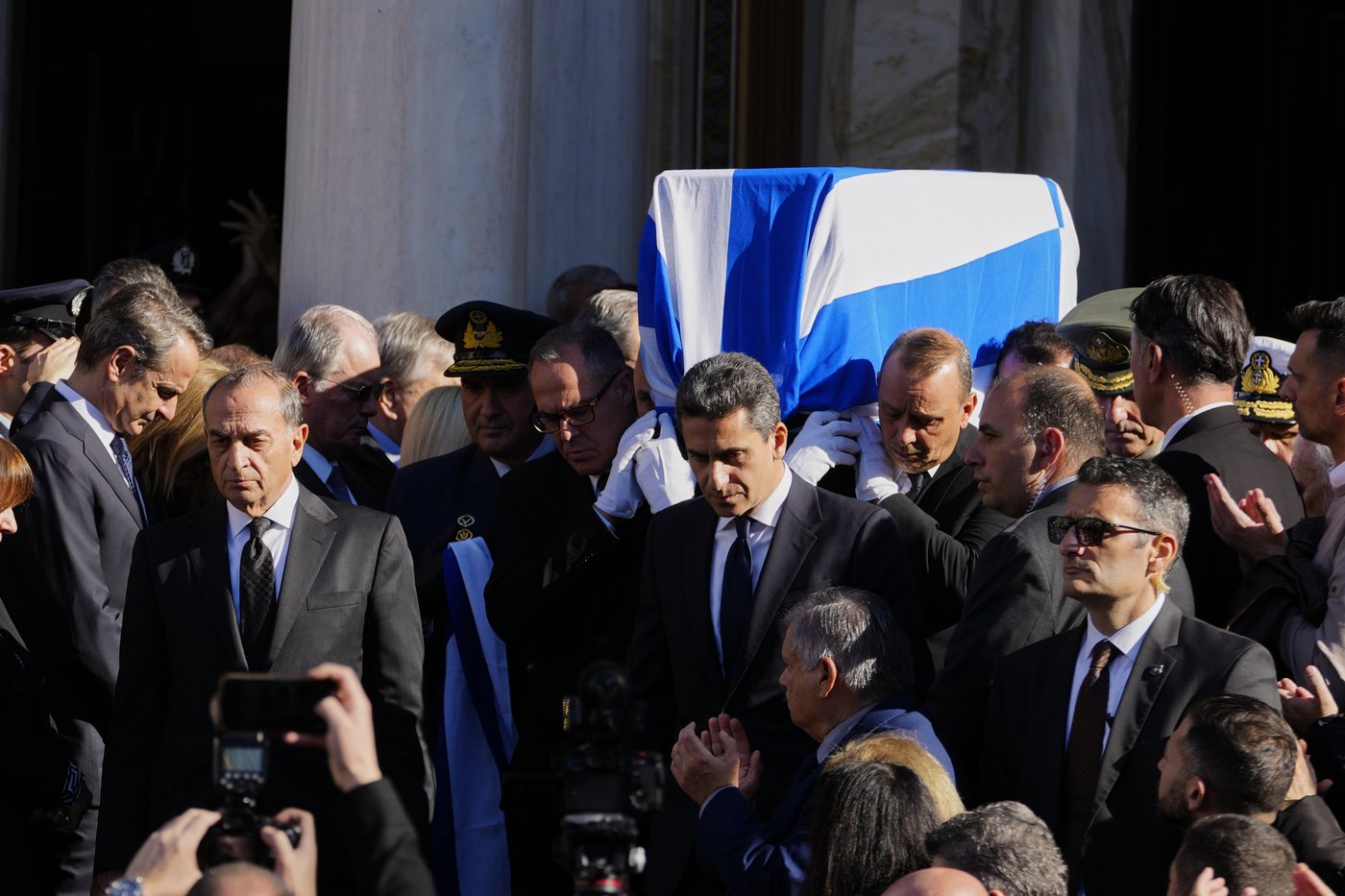 Greeks pay tribute to former Prime Minister Costas Simitis at his state funeral | iNFOnews.ca Greeks pay tribute to former Prime Minister Costas Simitis at his state funeral | iNFOnews.ca