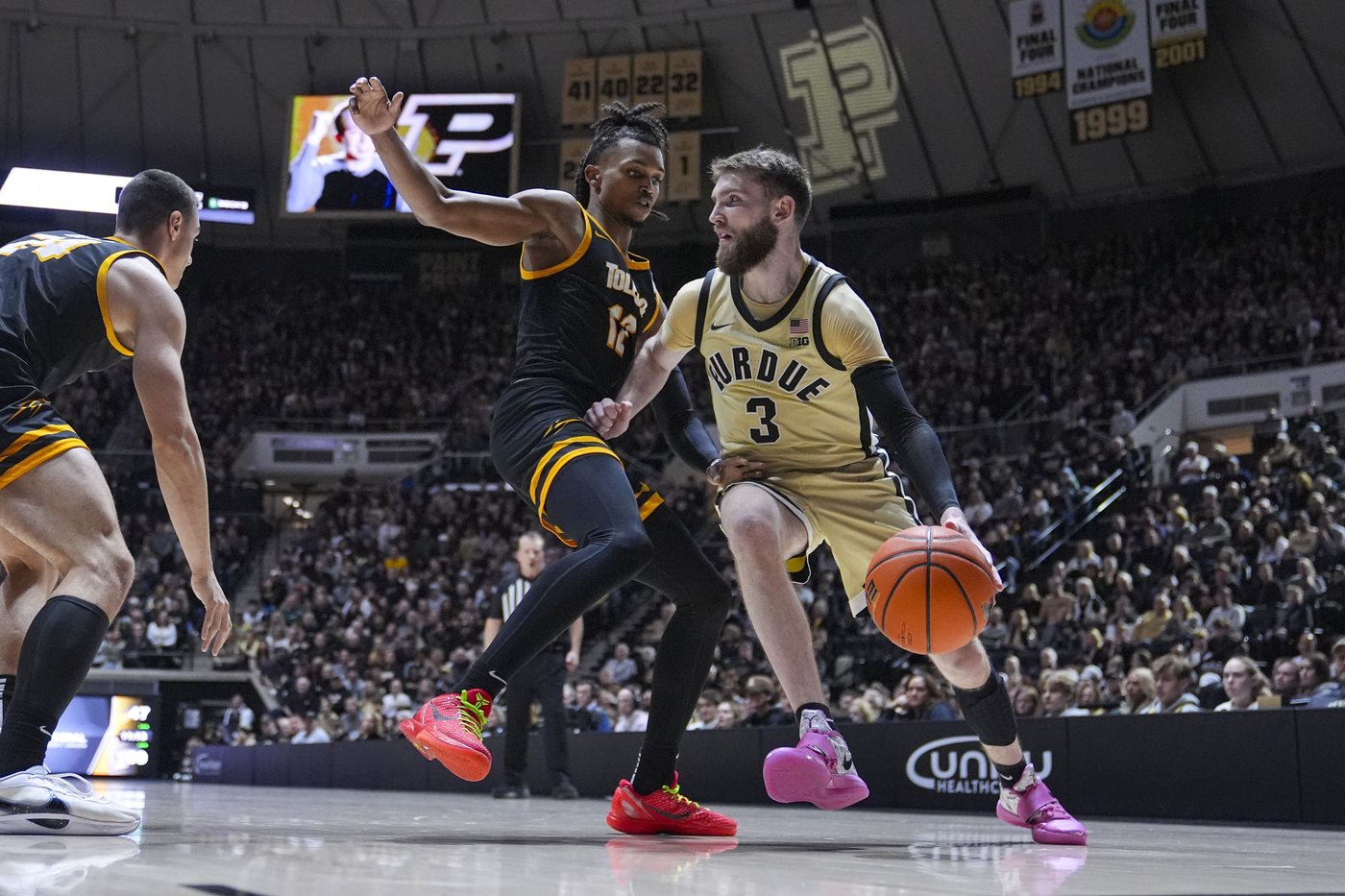 Smith scores 34 to push No. 21 Purdue past Toledo 83-64 | iNFOnews.ca