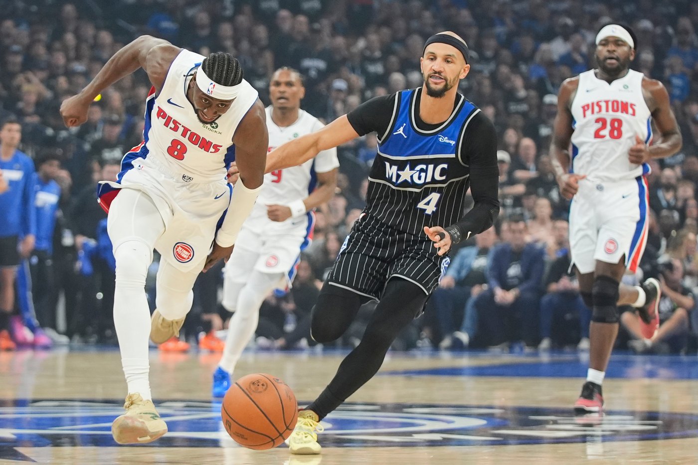Banchero and Bane each score 25, Magic waste big lead but rally to top Pistons 113-105 for 2-1 lead | iNFOnews.ca
