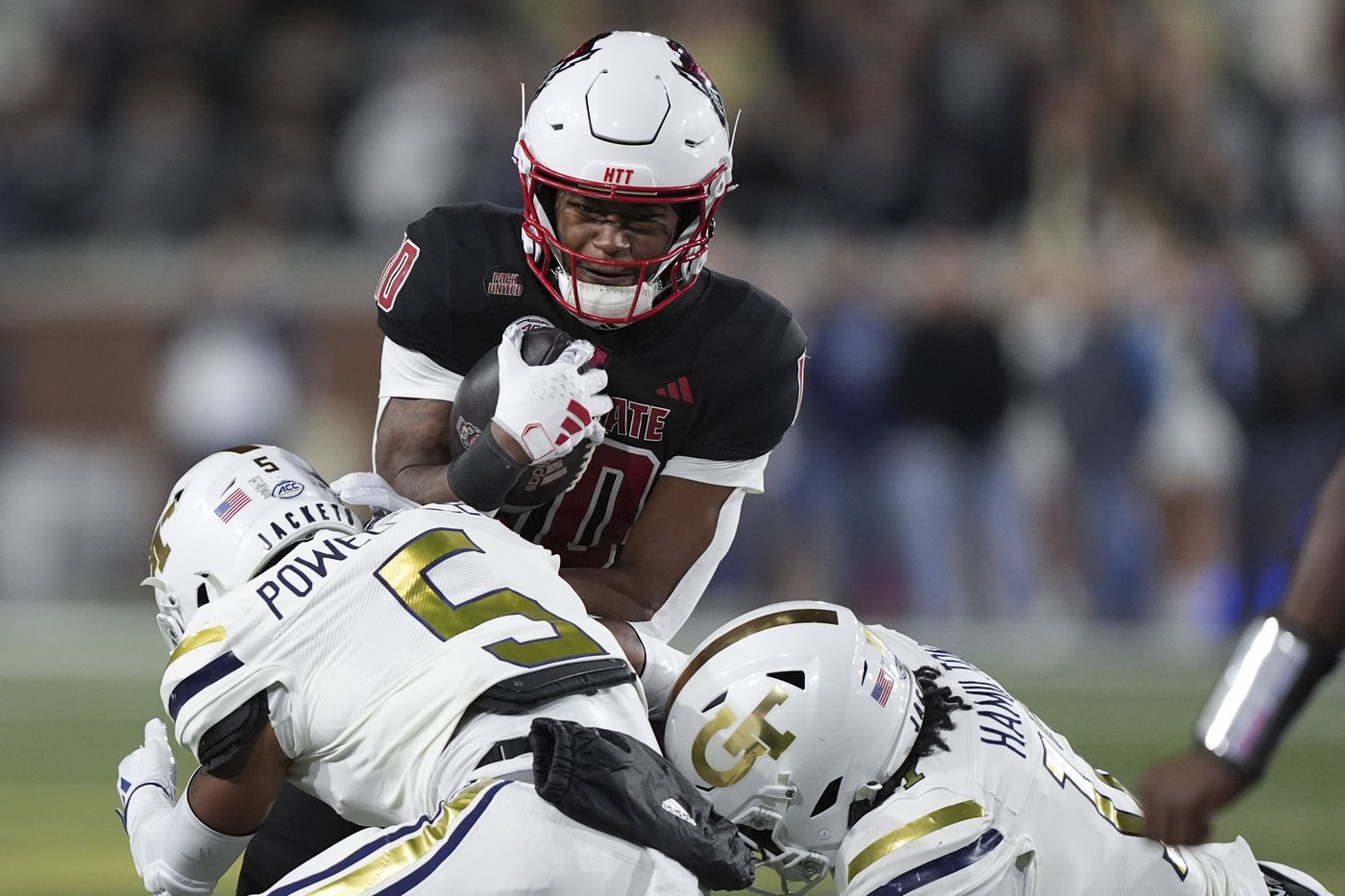Philo delivers go-ahead TD run with 22 seconds remaining to lift Georgia Tech past N.C. State 30-29 | iNFOnews.ca