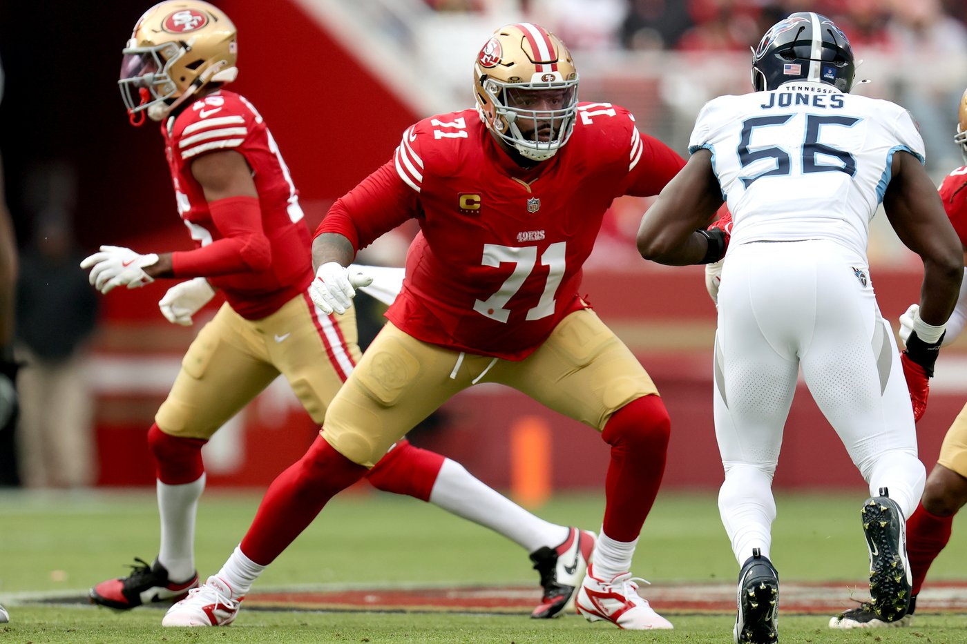 49ers agree to a 2-year, $50 million contract with star left tackle Trent Williams | iNFOnews.ca