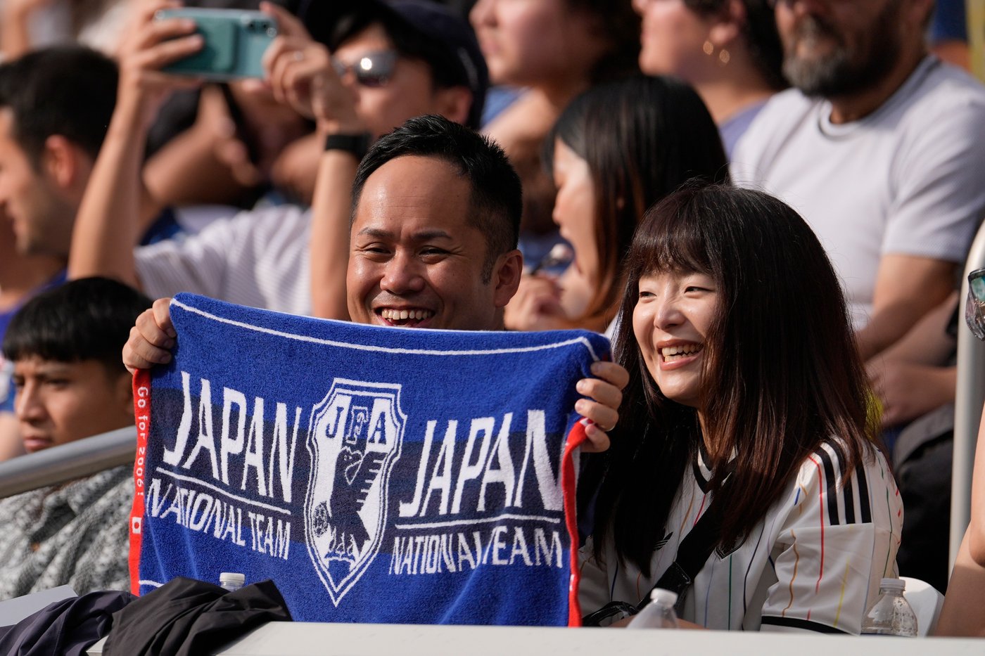 Captain Wataru Endo says Japan has high World Cup expectations as fans watch Nashville practice | iNFOnews.ca Captain Wataru Endo says Japan has high World Cup expectations as fans watch Nashville practice | iNFOnews.ca