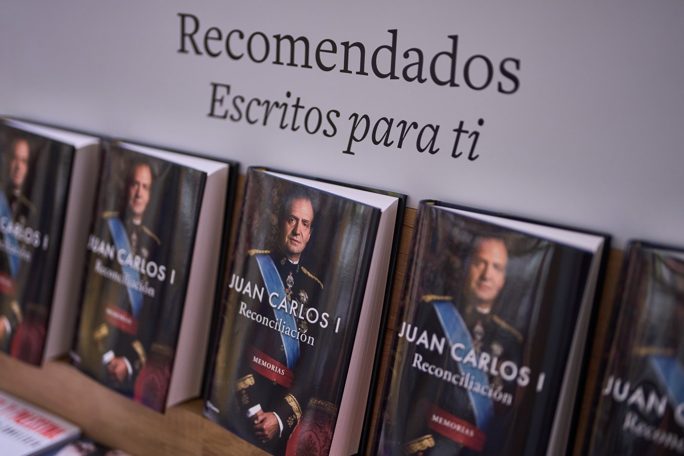 In a new memoir, Spain's disgraced former king seeks redemption. Spaniards seem unmoved | iNFOnews.ca