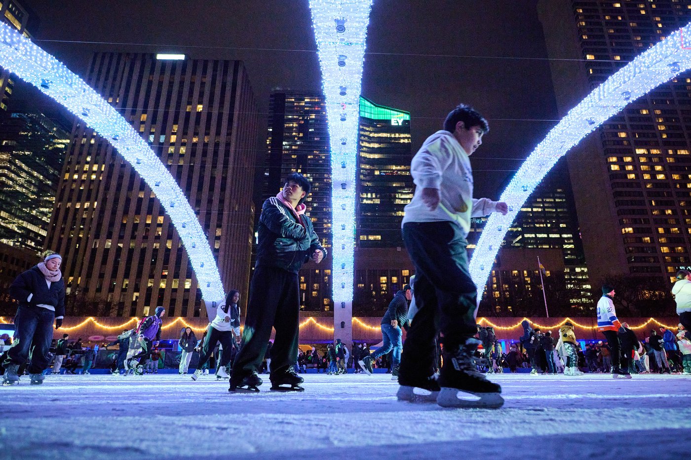 When to treat sick kids at home and avoid gatherings as hospitals hit with flu surge | iNFOnews.ca