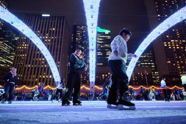 When to treat sick kids at home and avoid gatherings as hospitals hit with flu surge | iNFOnews.ca