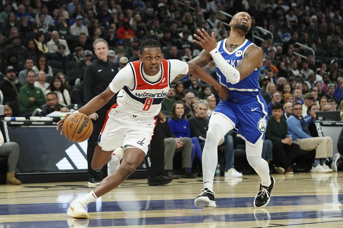 Antetokounmpo has 42 points, 12 rebounds and 11 assists, Bucks win 6th straight 124-114 over Wizards | iNFOnews.ca