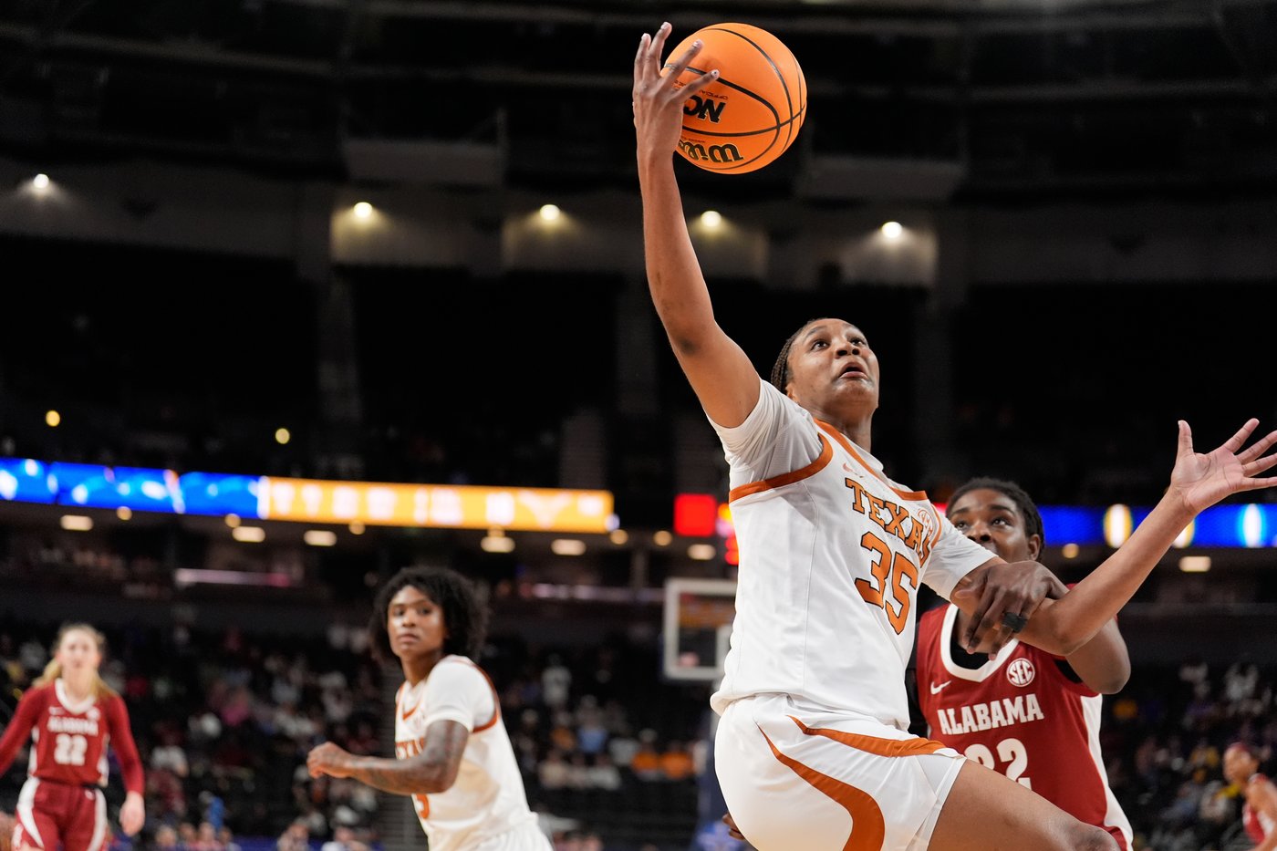 No. 4 Texas rolls into SEC Tournament semifinals with 83-60 win over Alabama | iNFOnews.ca No. 4 Texas rolls into SEC Tournament semifinals with 83-60 win over Alabama | iNFOnews.ca