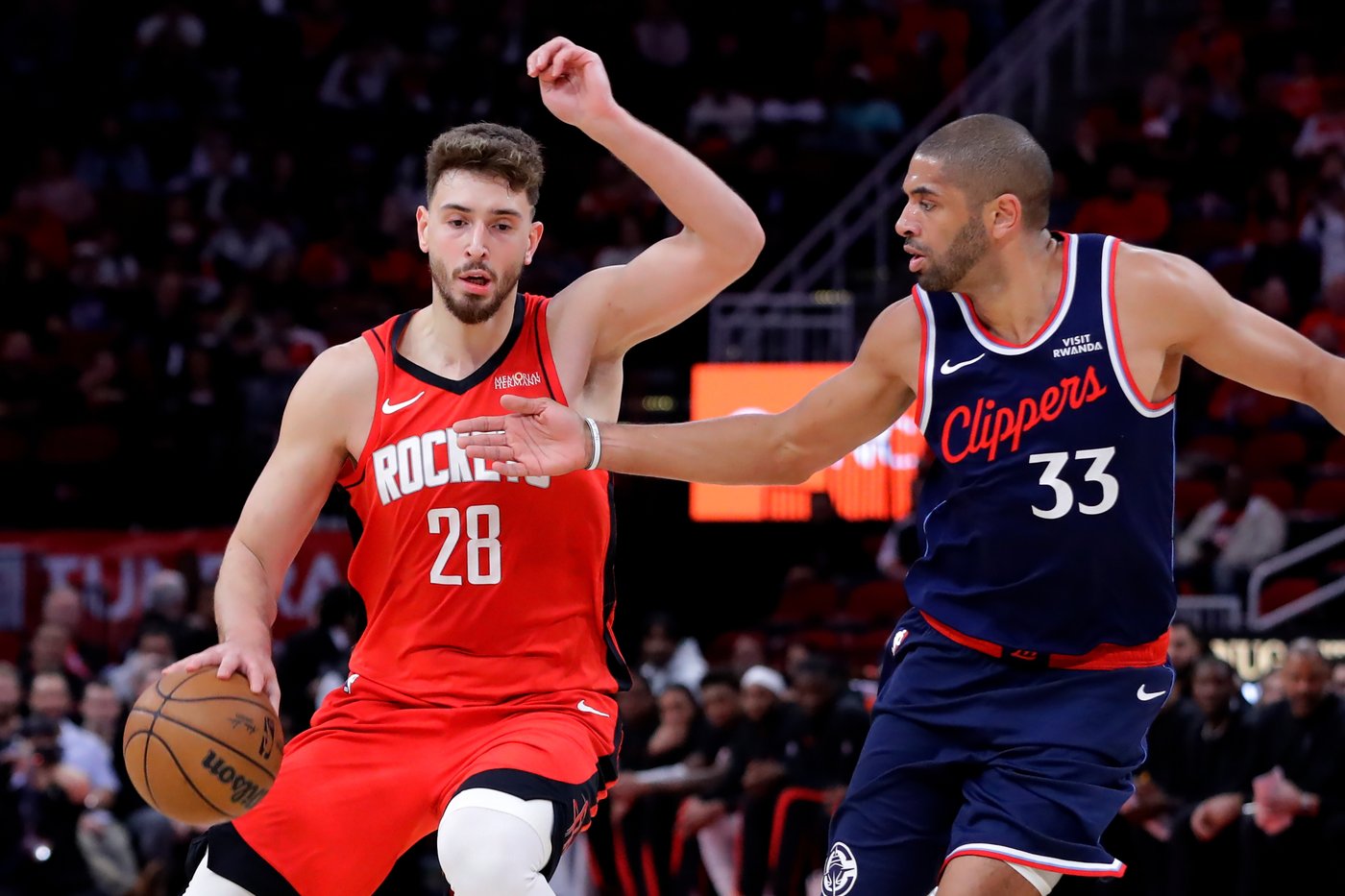 Thompson has 20 points, 9 rebounds, 8 assists, Rockets beat Clippers 115-113 | iNFOnews.ca