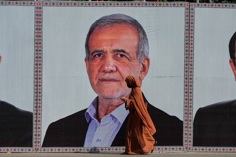 Iran’s president heads to Pakistan as US-Iran teams work to finalize a war-ending deal | iNFOnews.ca