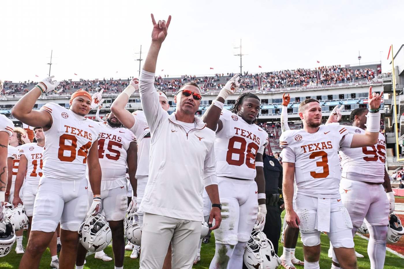It's Manning's season to shine: The Texas Longhorns are No. 1 behind prodigy QB | iNFOnews.ca It's Manning's season to shine: The Texas Longhorns are No. 1 behind prodigy QB | iNFOnews.ca