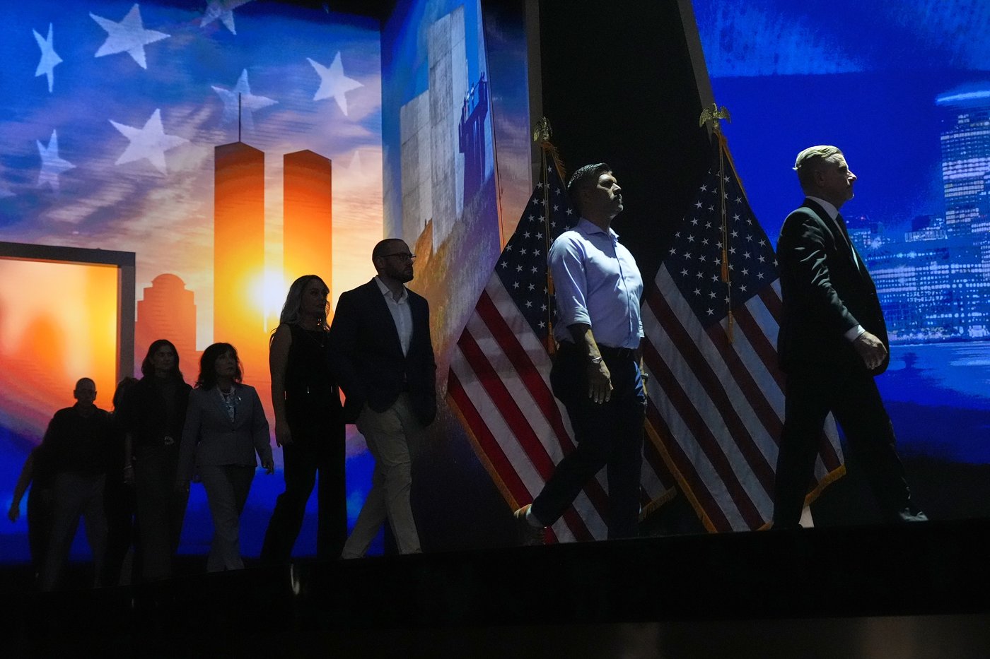 Trump takes center stage at Republicans’ first midterm convention, in photos | iNFOnews.ca
