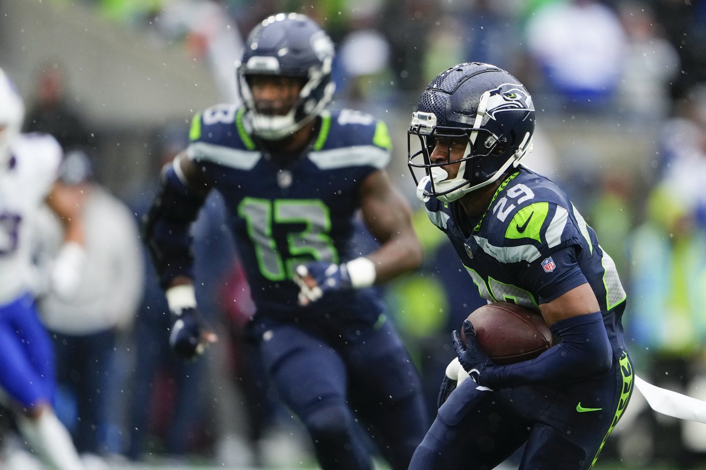 First-year coach Mike Macdonald's Seahawks are hard to pin down after 4-4 start | iNFOnews.ca