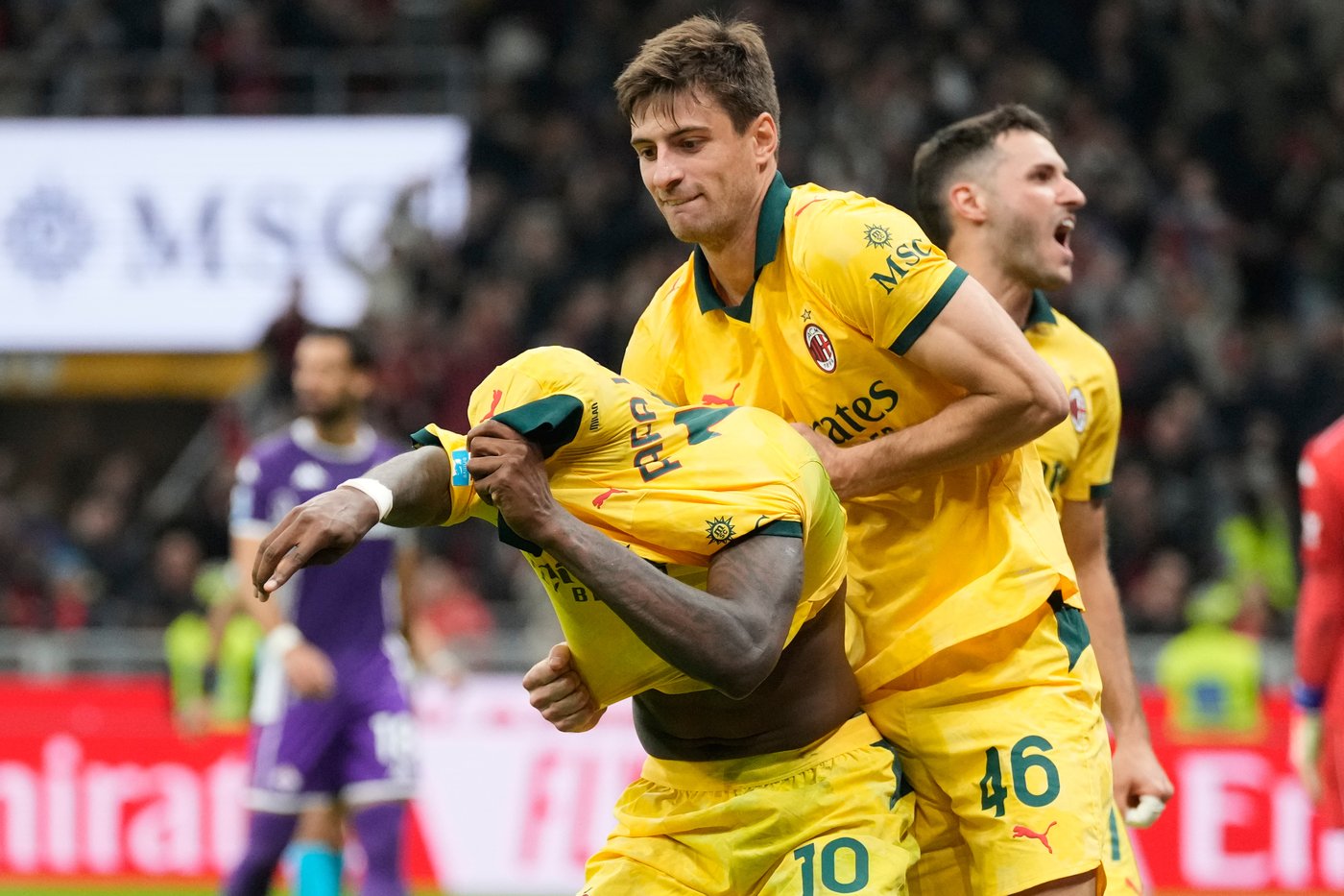 Matteo Gabbia's quick thinking saves Rafael Leão from yellow card in AC Milan win | iNFOnews.ca