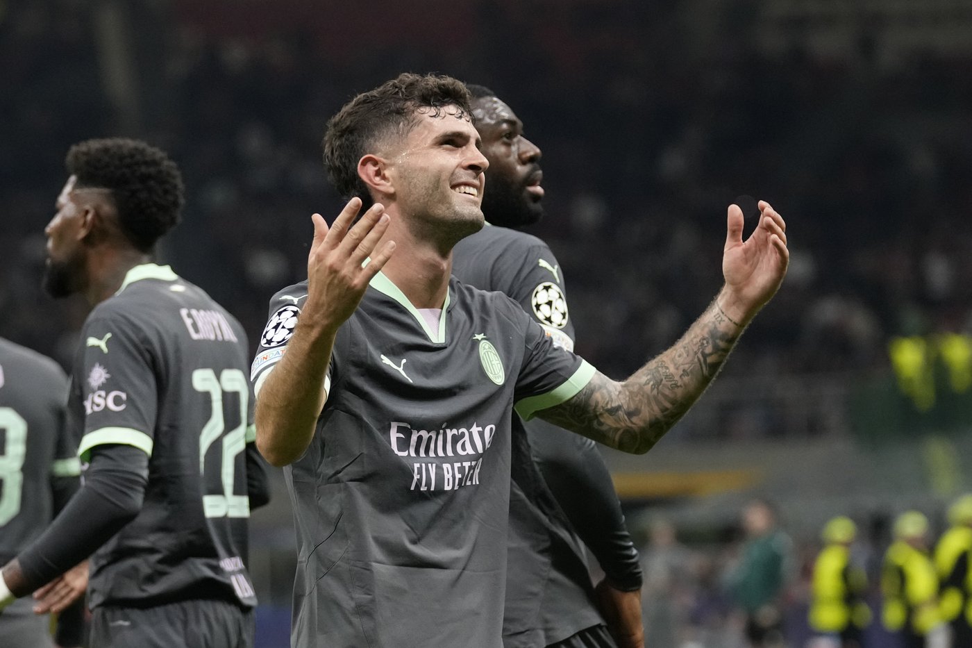 Pulisic scores direct from corner kick for AC Milan. Then admits it was an accident | iNFOnews.ca Pulisic scores direct from corner kick for AC Milan. Then admits it was an accident | iNFOnews.ca