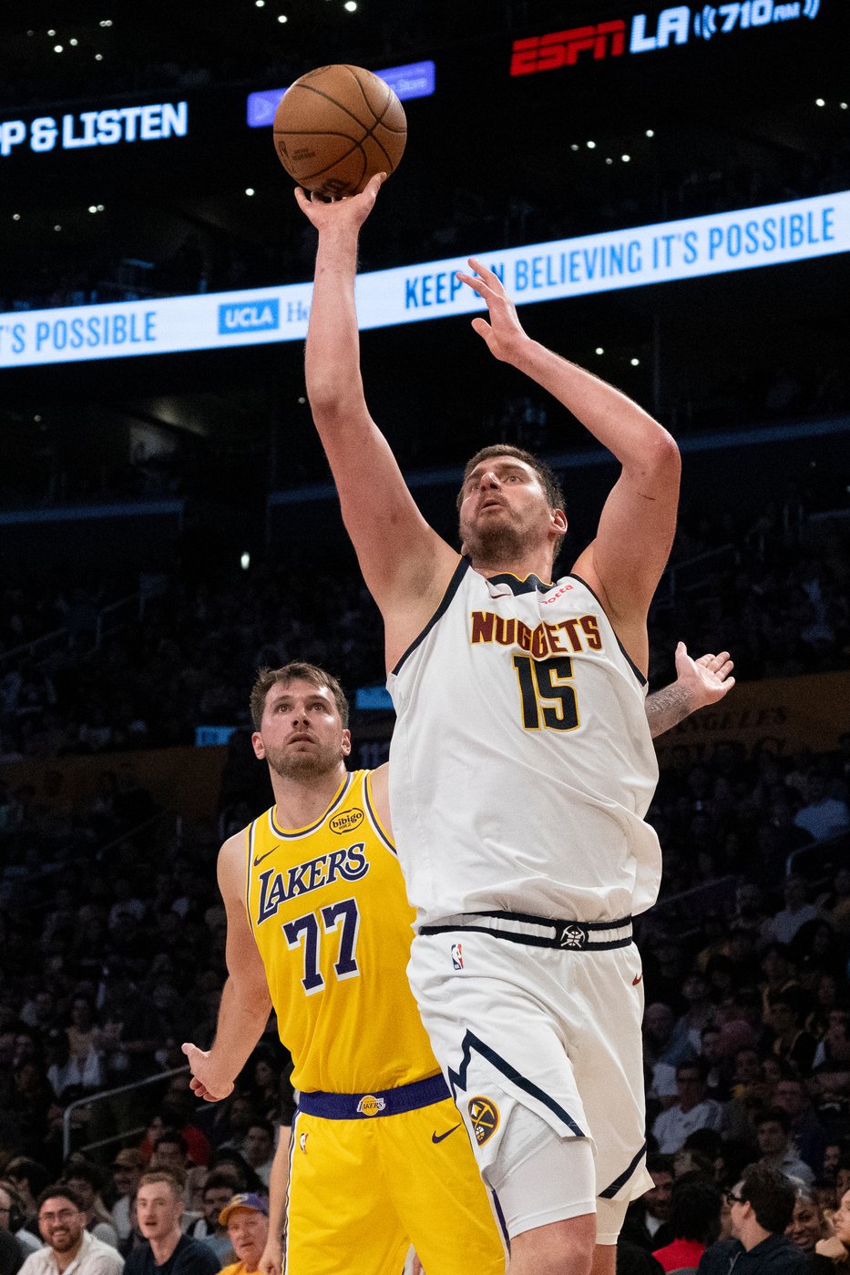 Luka Doncic hits game-winner with 0.5 seconds remaining in overtime as Lakers beat Nuggets 127-125 | iNFOnews.ca Luka Doncic hits game-winner with 0.5 seconds remaining in overtime as Lakers beat Nuggets 127-125 | iNFOnews.ca
