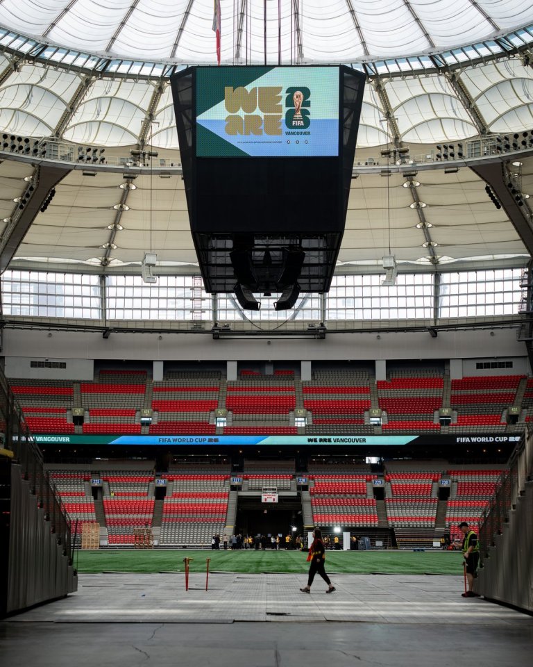 Hosting major sporting events 'worthwhile' for Canada: van Koeverden | iNFOnews.ca