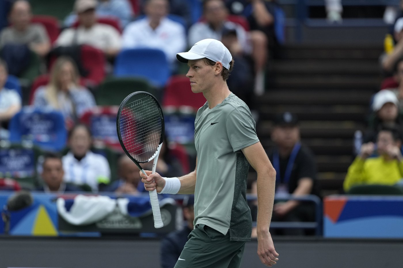 Alcaraz upset by Machac in Shanghai and Sabalenka rallies in Wuhan | iNFOnews.ca Alcaraz upset by Machac in Shanghai and Sabalenka rallies in Wuhan | iNFOnews.ca